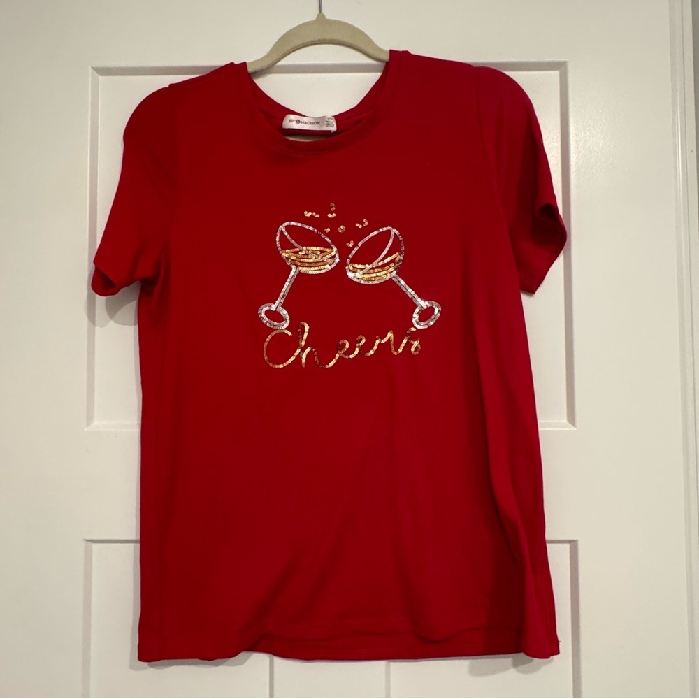 Women’s size medium | 89th & Madison | sequin tshirt